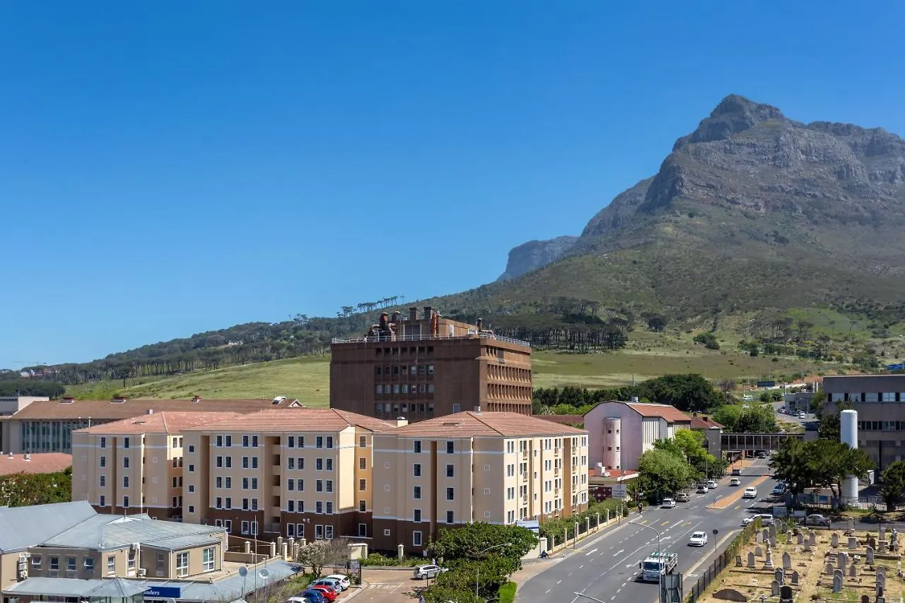 The Paragon Nomad Walk To Restaurants In A Trendy Central Area Cape Town